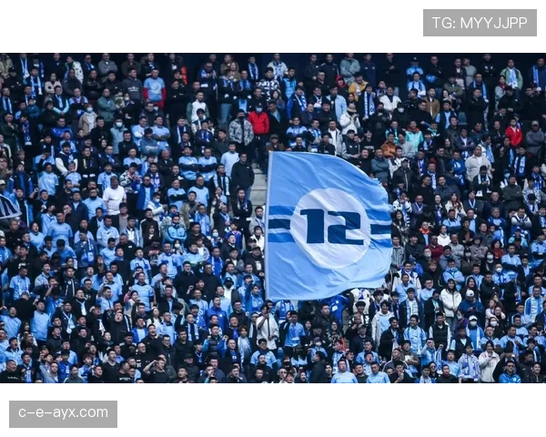 萨拉戈萨新赛季阵容焕然一新，年轻球员表现备受期待