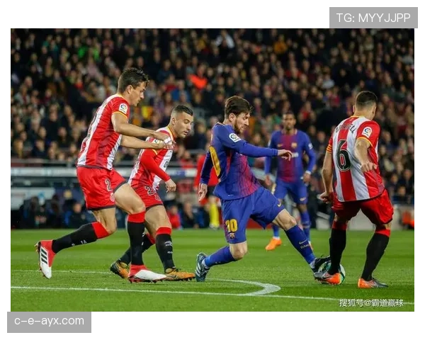 西甲门将大卫·索里亚关键扑救助球队力克强敌，状态回暖成取胜关键