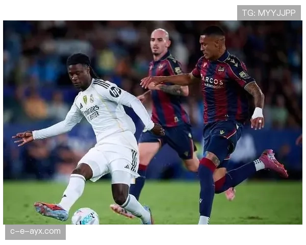 卡马文加防守覆盖惊艳全场,成球队战术升级关键推手 卡马文加防守覆盖惊艳全场,成球队战术升级关键推手