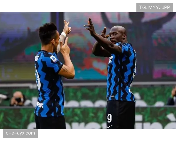 劳塔罗更衣室领导作用凸显,助力球队凝聚力持续提升 劳塔罗更衣室领导作用凸显,助力球队凝聚力持续提升