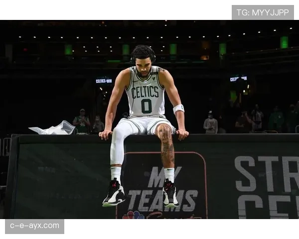 塔图姆无球跑动提升投篮效率 拉开与字母哥得分差距