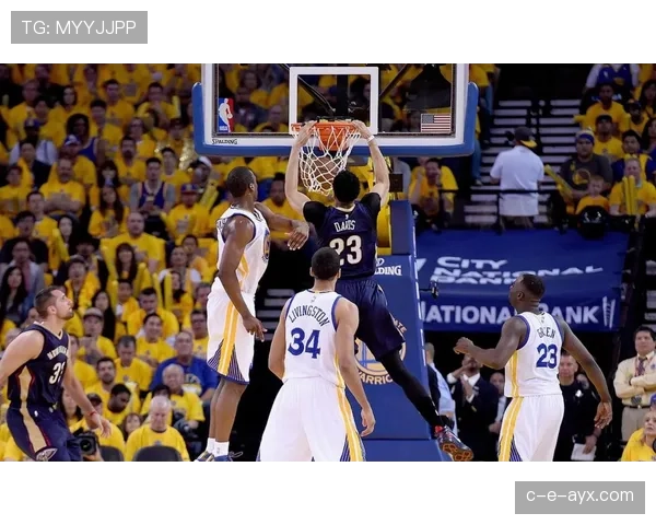 戈登无球跑位创造空间，关键时刻三分命中率显著提升